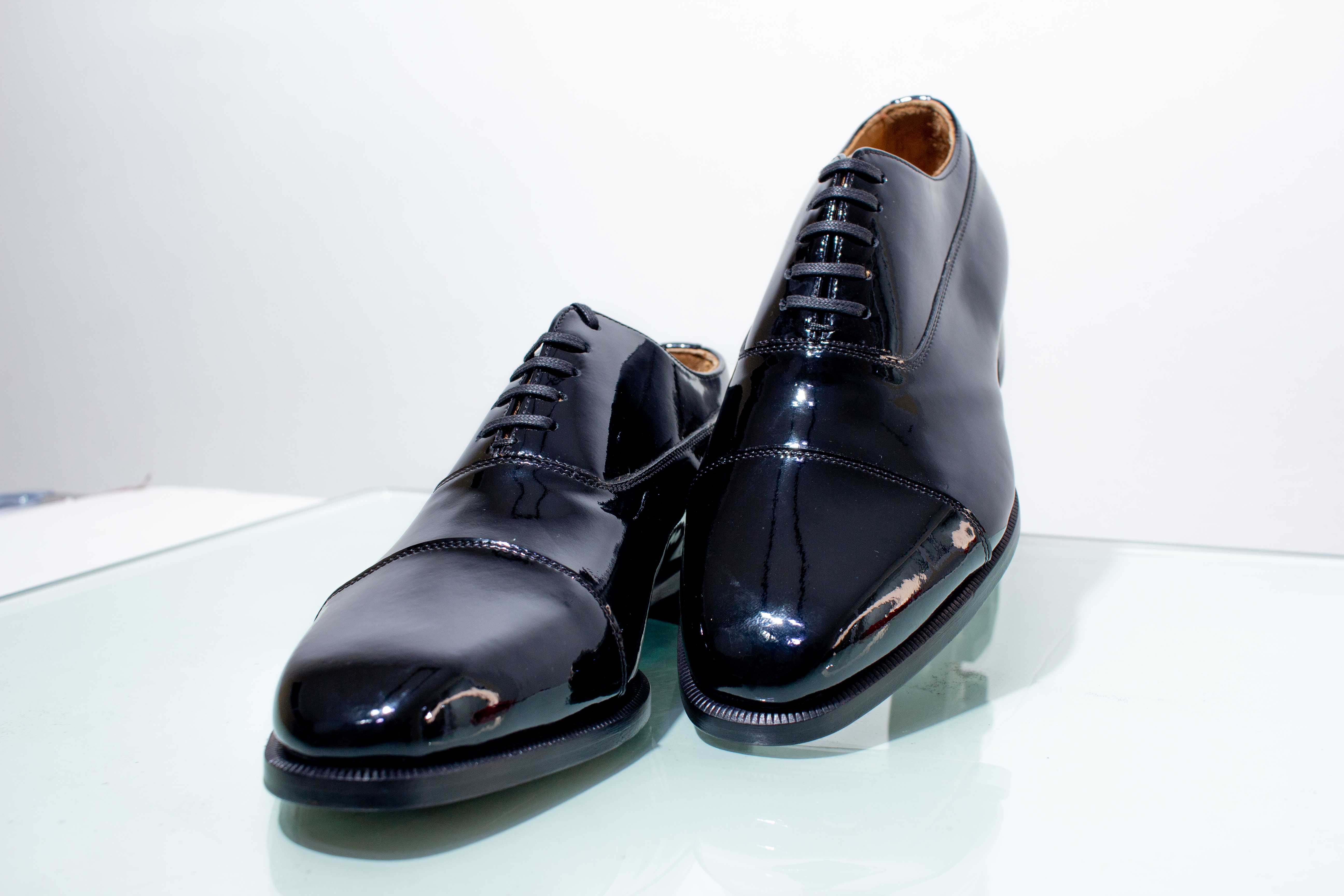 Sapatos Oxford de Couro Verniz Preto Prestige para Homens